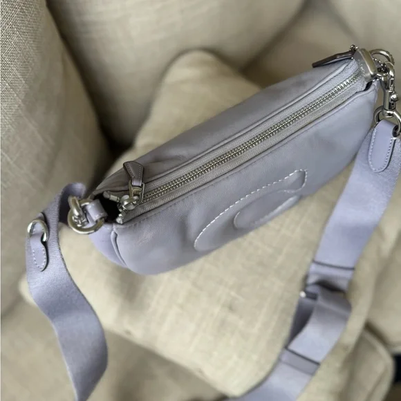 Coach Teri crossbody Bag puffy and quilted lilac leather - Picture 15 of 17